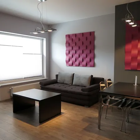 아파트호텔 Baltic 포고르젤리차